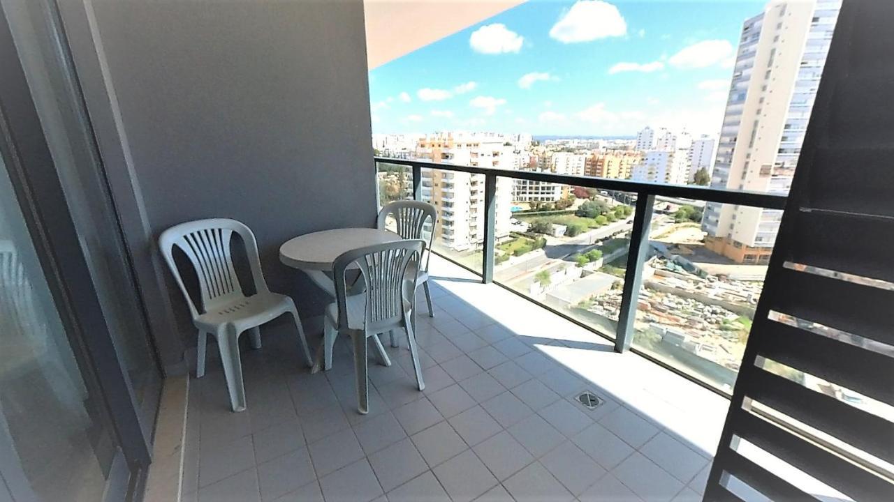Apartamentos Turisticos Rocha Tower 4 Портиман Экстерьер фото